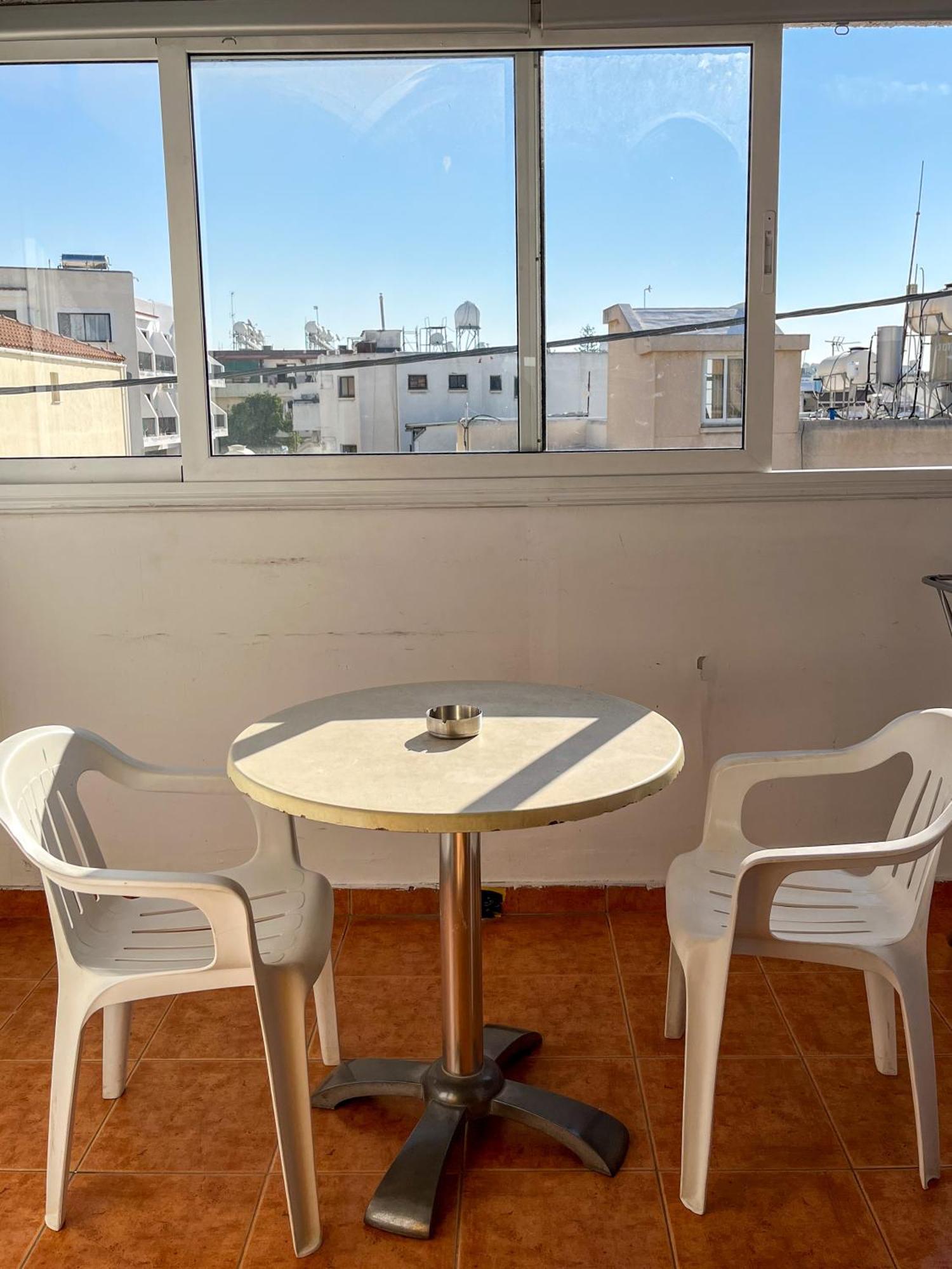Nissus Urban Vandrehjem Ayia Napa Værelse billede